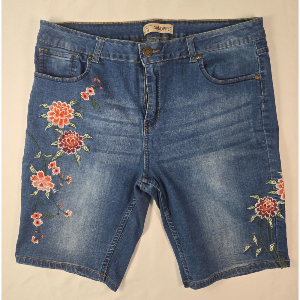 Sandpiper Embroidered Floral Denim Shorts Women's Size 16 Stretch Mid Rise